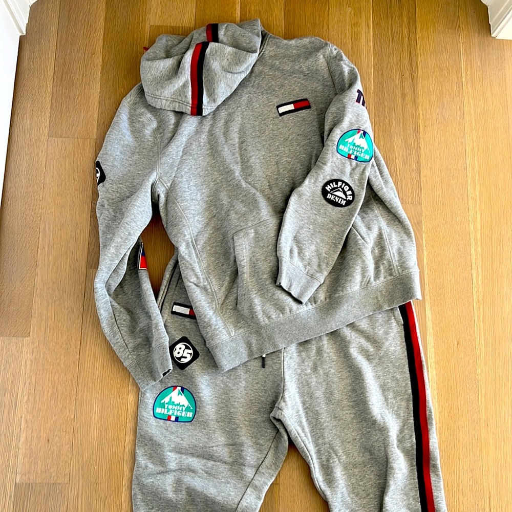Perfect condition Tommy Hilfiger Denim Men’s Active Outfit